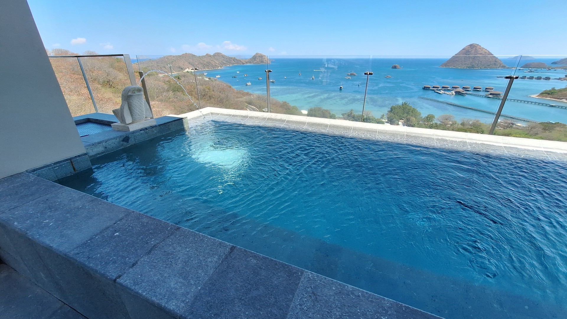 Komodo Suite - Family Suite With Pool Gallery