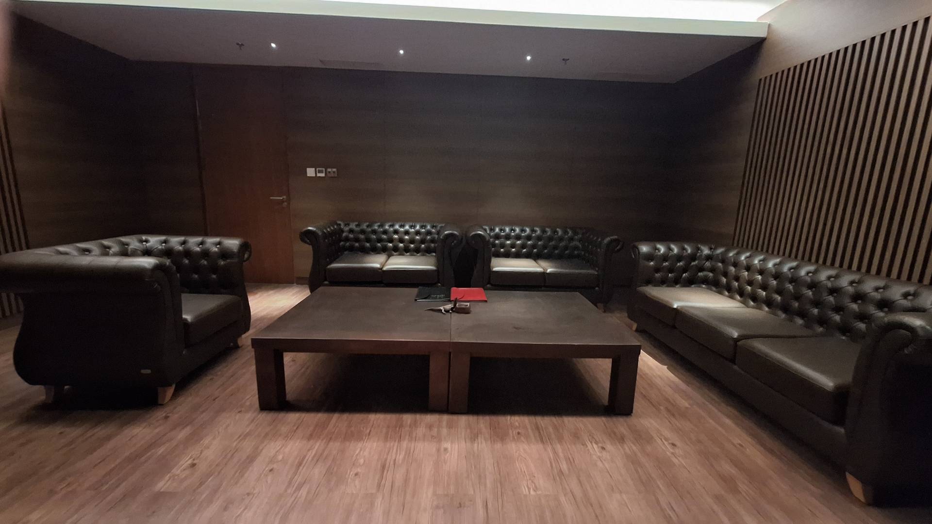 Cigar Room  Gallery
